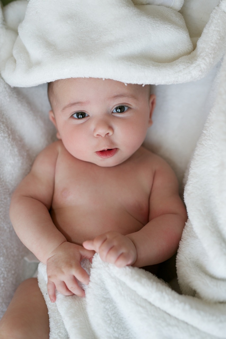 baby, blanket, newborn-1839565.jpg